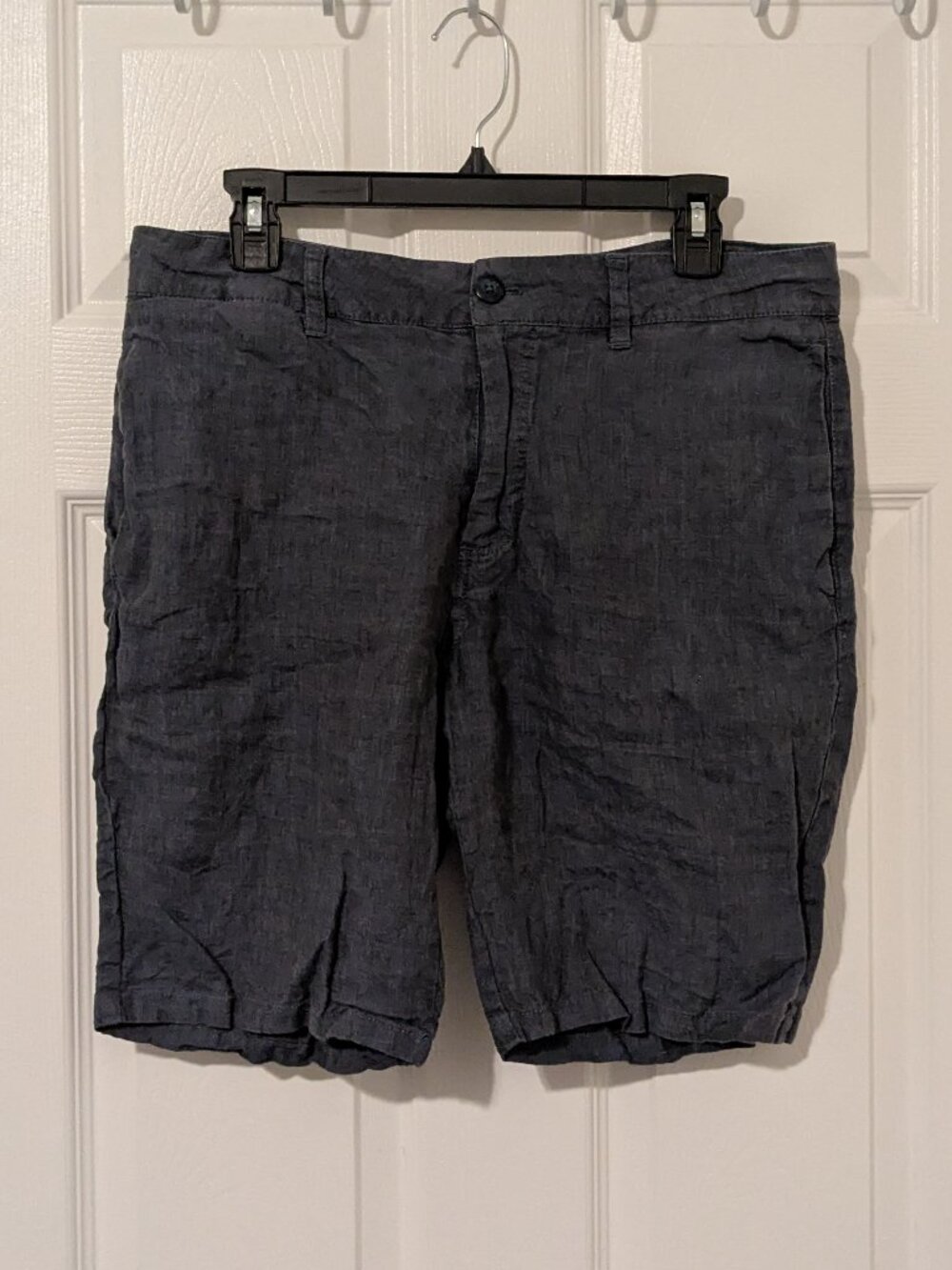 Toscano Firenze 100% linen flat front shorts size 32